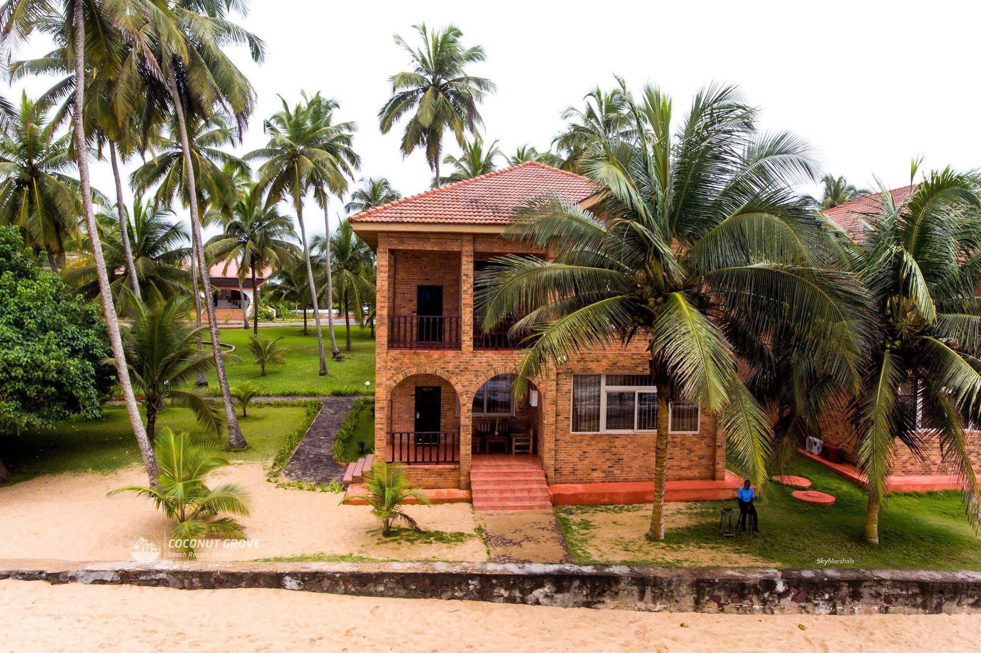 Coconut Grove Beach Resort Elmina Exterior photo
