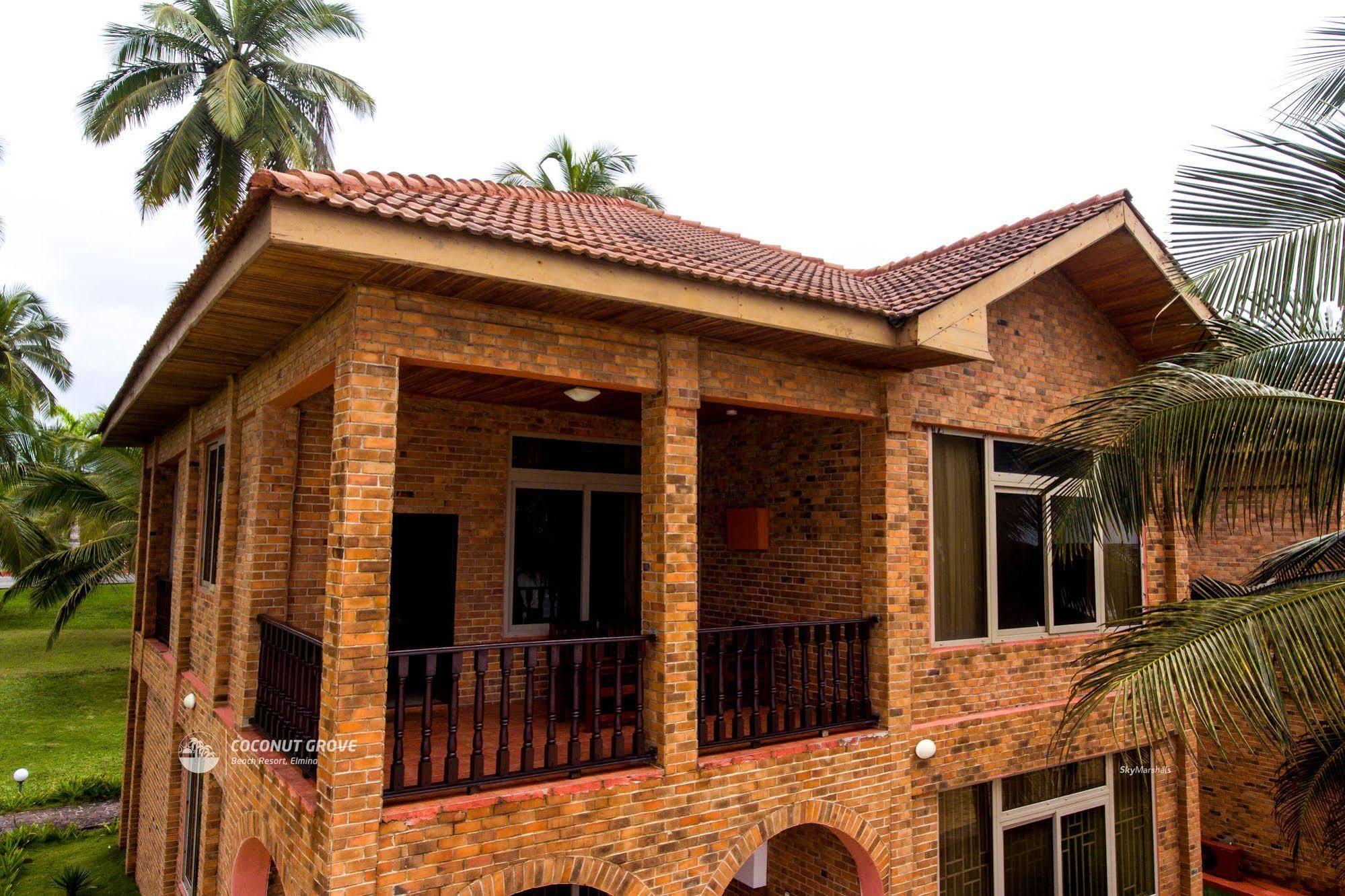 Coconut Grove Beach Resort Elmina Exterior photo